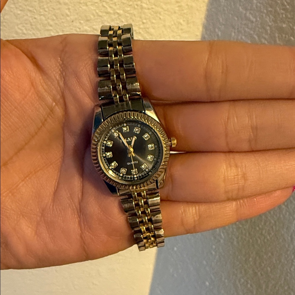 Macy's Elegant Black and Gold Women's Watch - Picture 7 of 8